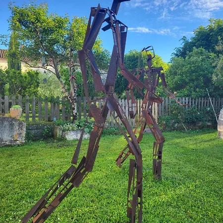 بيت للعطل Hdc La Maison Des Amis Le Gond-Pontouvre